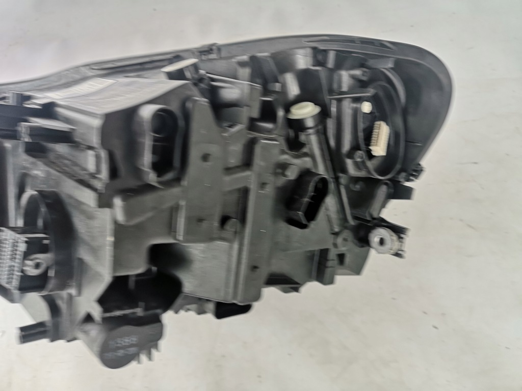 фото №6, Bmw 2 f45 lci lift-lampa full led адаптивный корпус