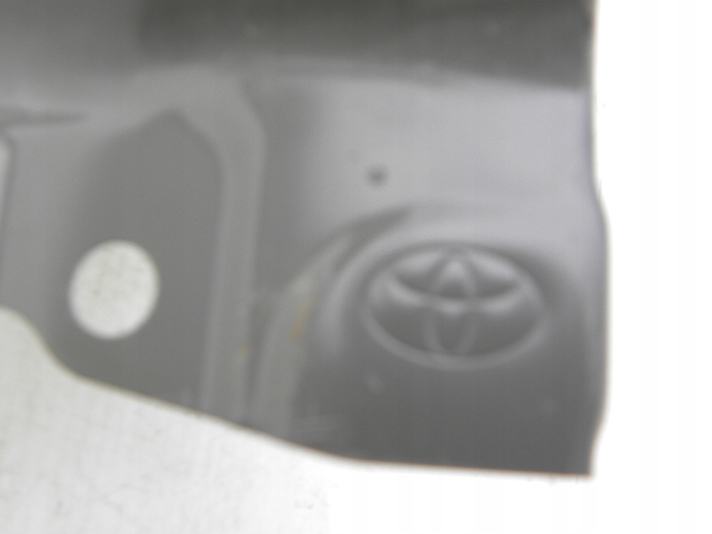 фото №8, Toyota yaris iv ,4 крила передній права сторона