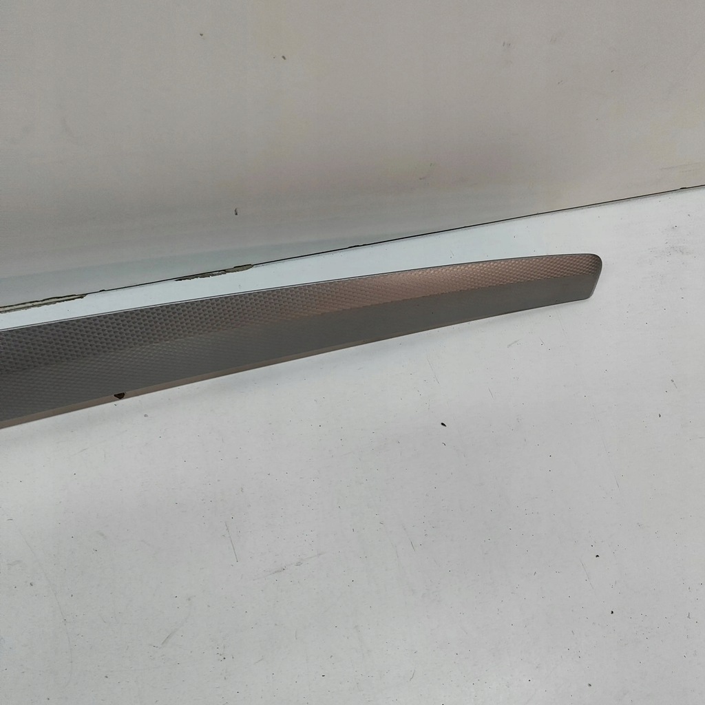 фото №6, Ford mustang mach-e 2023 рамка бардачка панелі приладової панелі