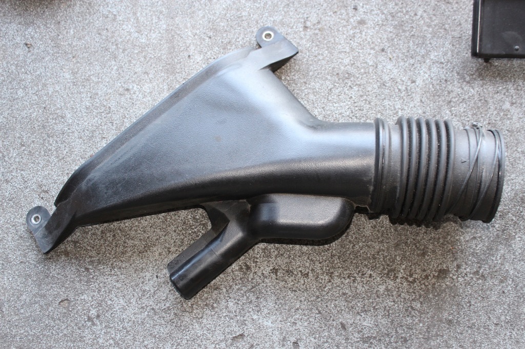 фото №1, Lexus rx 400h 03-08 3.3 труба впуск воздуха воздухозаборник