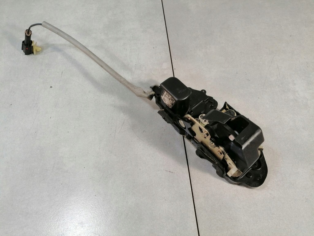 фото №12, Замок двері правий задня kia shuma ii 1.6 16v