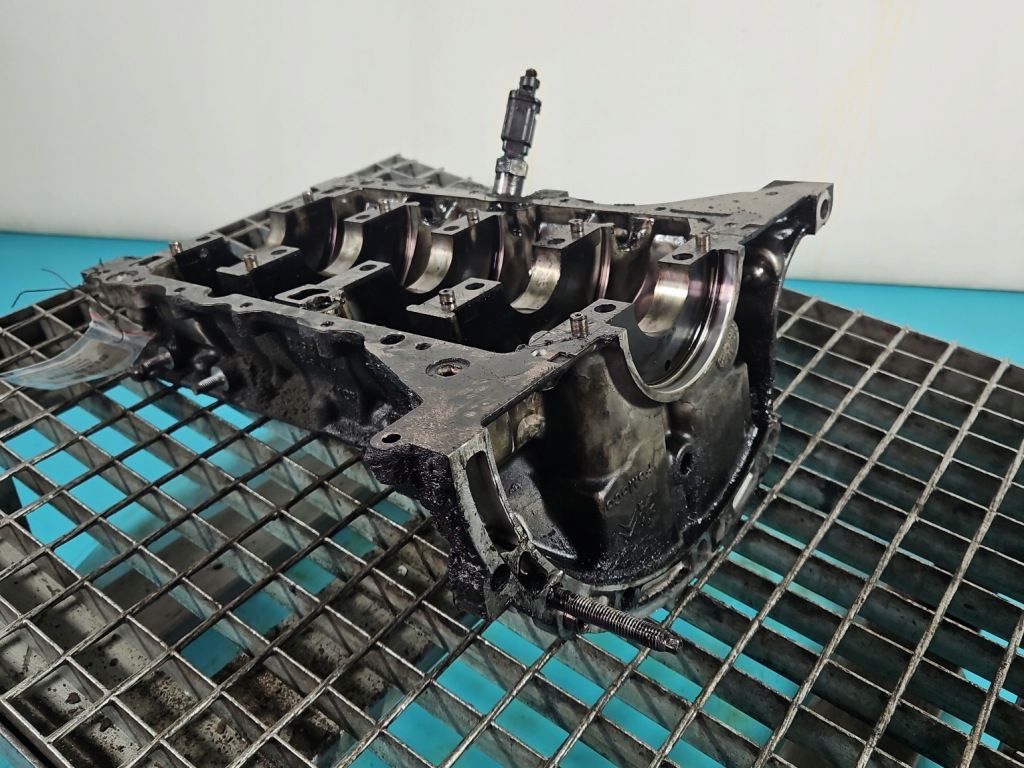 Купити Основа вала колінчастого citroen c4 2 1.6 hdi 111km