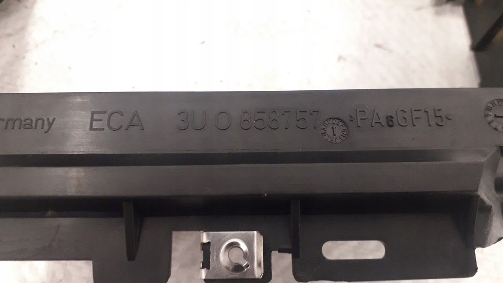 фото №7, Рамка радио skoda superb i 3u0858757