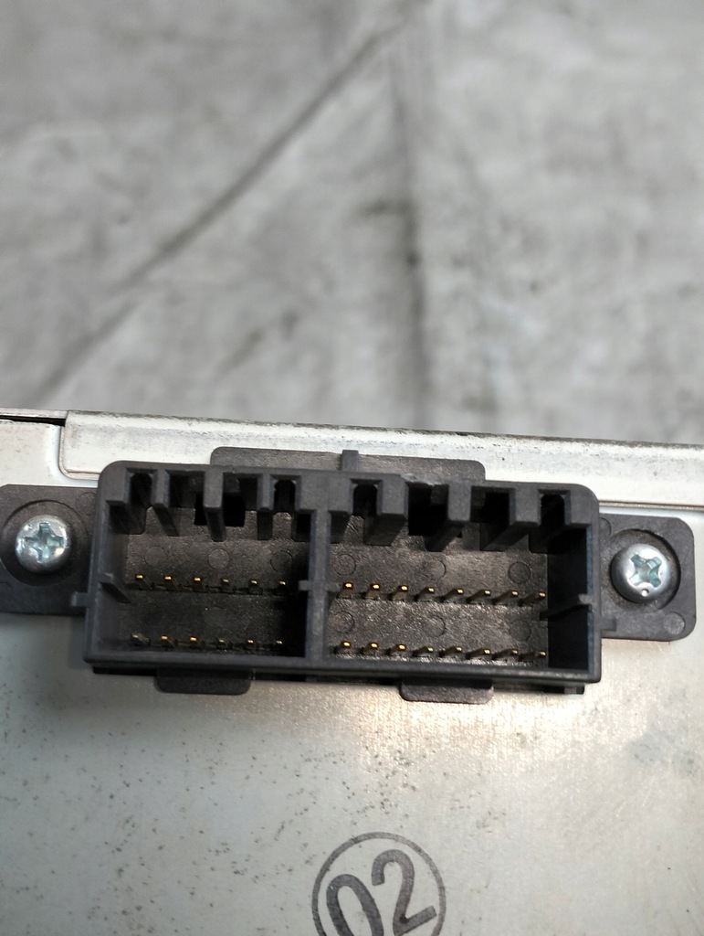 фото №12, Чейнджер привод dvd chrysler voyager iv 03r оригинальный номер 05080687aa