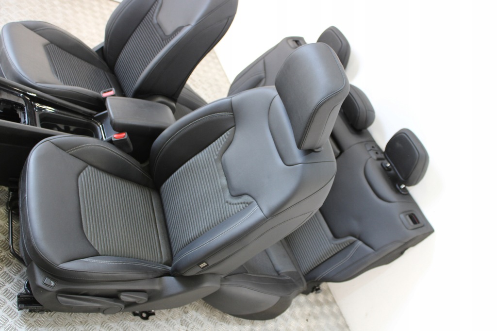 фото №2, Сиденья салон полукожа jeep compass ii 2 lift