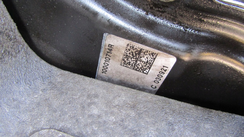 Trafic vivaro 3 1.6 двигатель + форсунки r9md452 комплектный  14- Оригинал