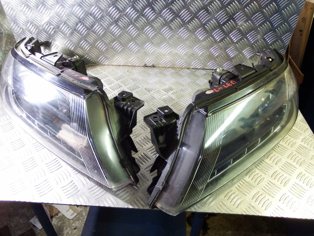 Купити Ліхтарі  передні правий лівий перед sonar daylight led renault laguna 2