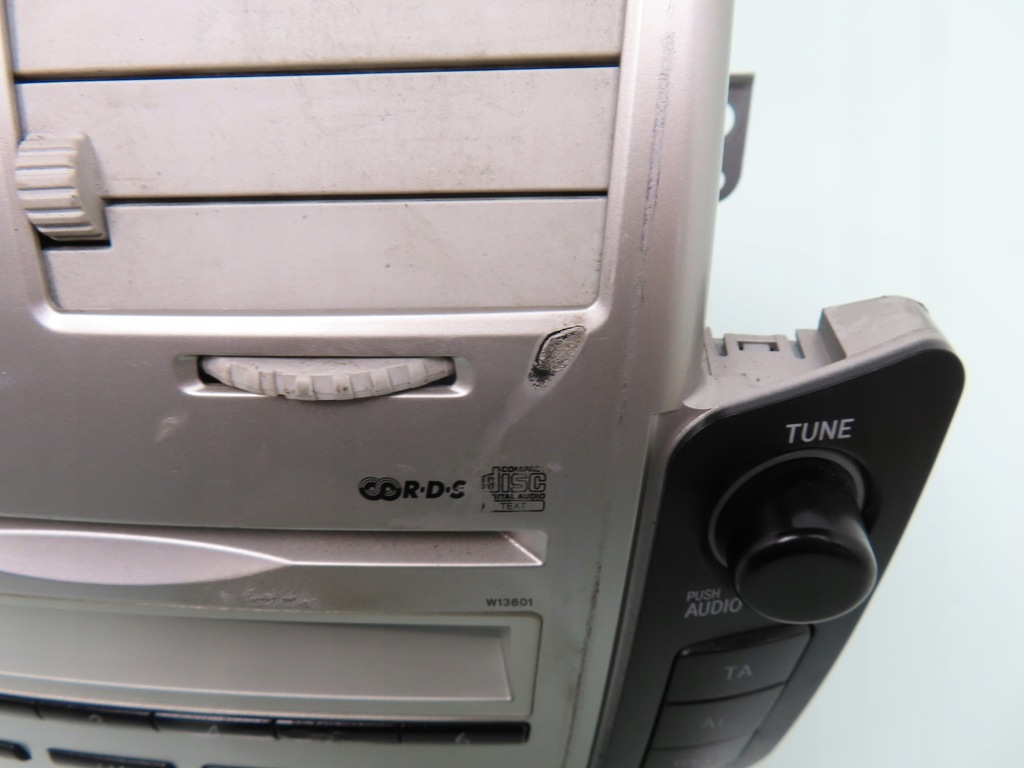 фото №10, Радио toyota yaris ii 861200d200