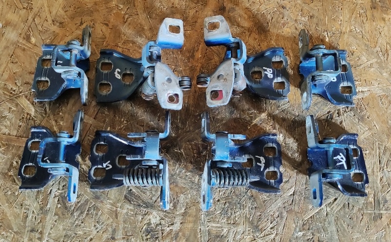 фото №1, Петли дверь правый перед jeep grand cherokee wk