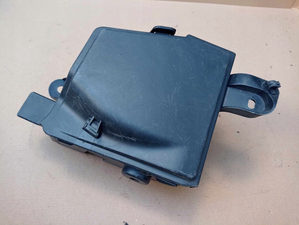 фото №4, Корпус баллончик предохранителей dacia sandero i