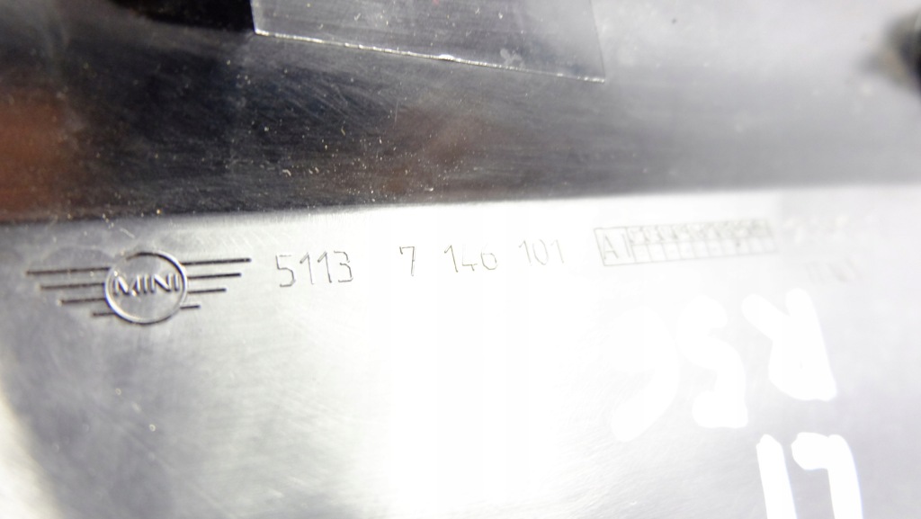 Купити Mini cooper r56 молдинг захист стійка лівий задній 7146101