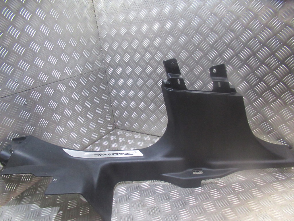 фото №8, Maserati levante накладка поріг внутрішня ліва права 670040377 670040378