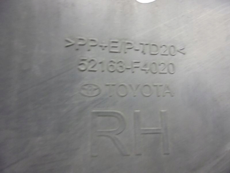 фото №7, Toyota c-hr заглушка бампера задняя правая 52163f4020