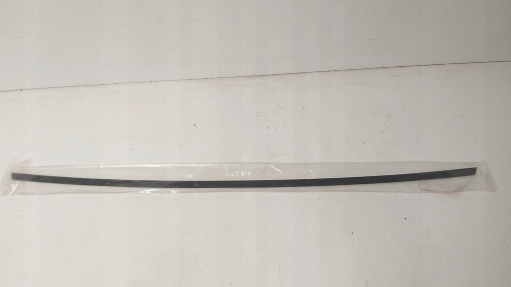 фото №1, Kia stinger молдинг правая рамки дверь задних nowa