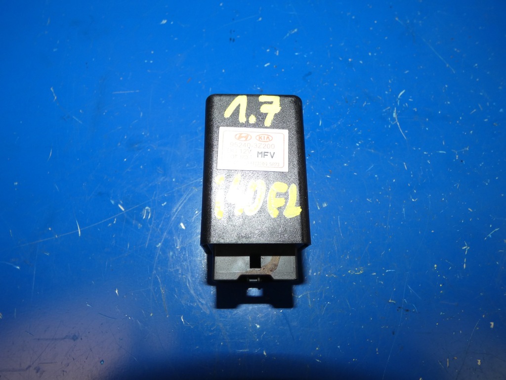 фото №1, Hyundai i40 ix35 optima 1.7 crdi реле модуль