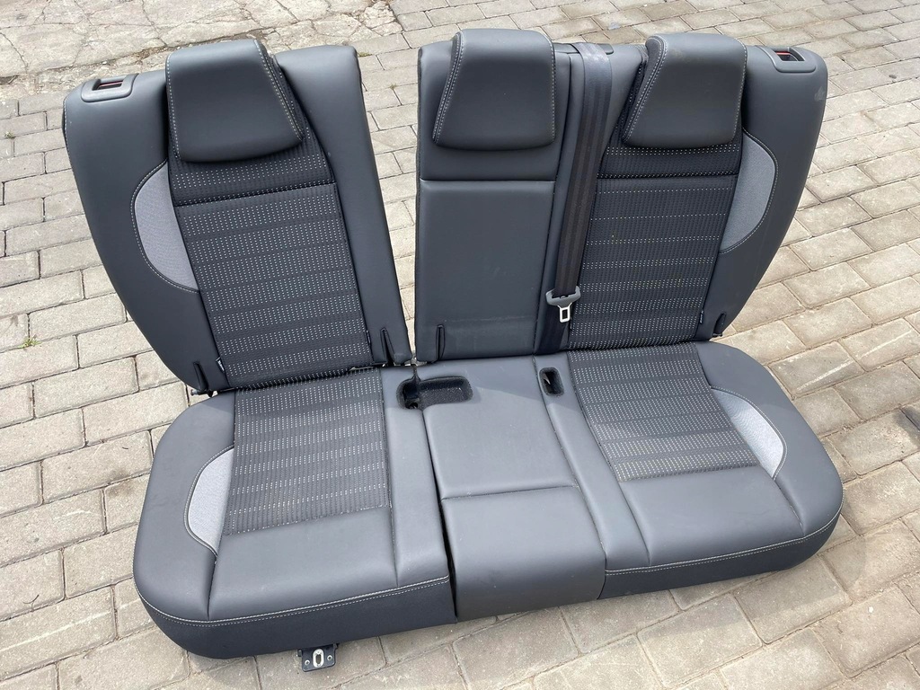 фото №1, Peugeot 2008 i сидіння сидіння задня заднє сидіння