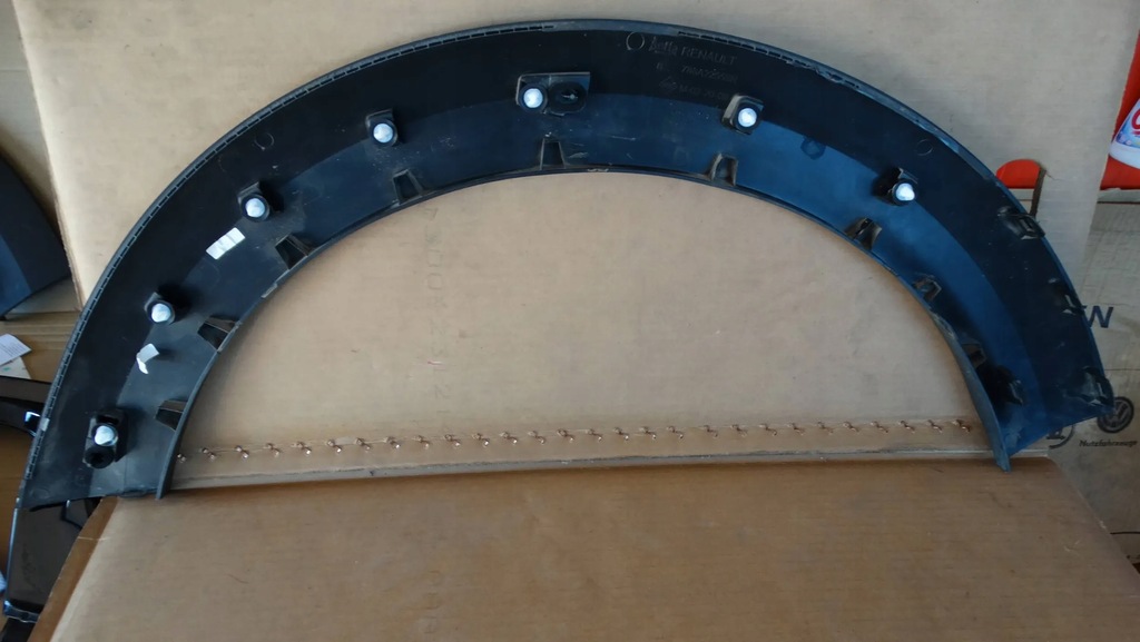 фото №8, Молдинг крила правий задня 788a22558r dacia jogger