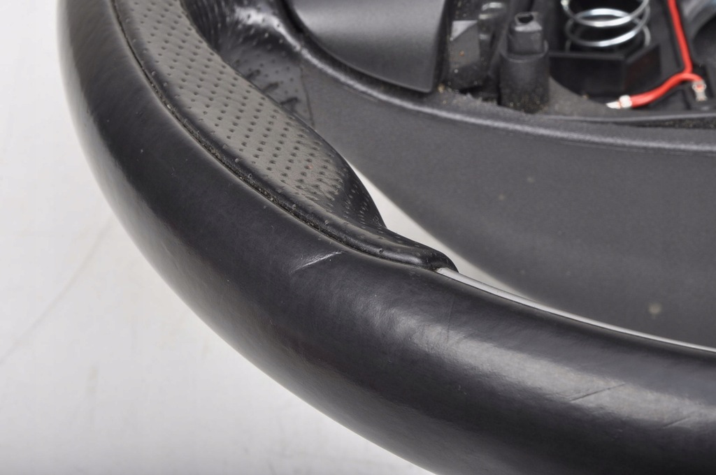 фото №7, Volvo c30 s40 v50 c70 повітропровід шкіряний rdesign