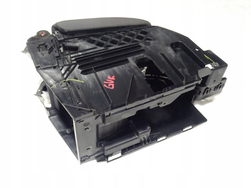 фото №8, Підлокітник оригінальний vw golf v 5 kombi jetta 1k0 1k5864251b