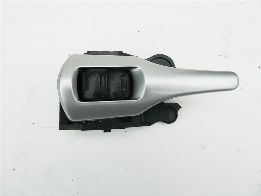 фото №1, Ручка задняя правая дверь toyota verso 2009-2013r