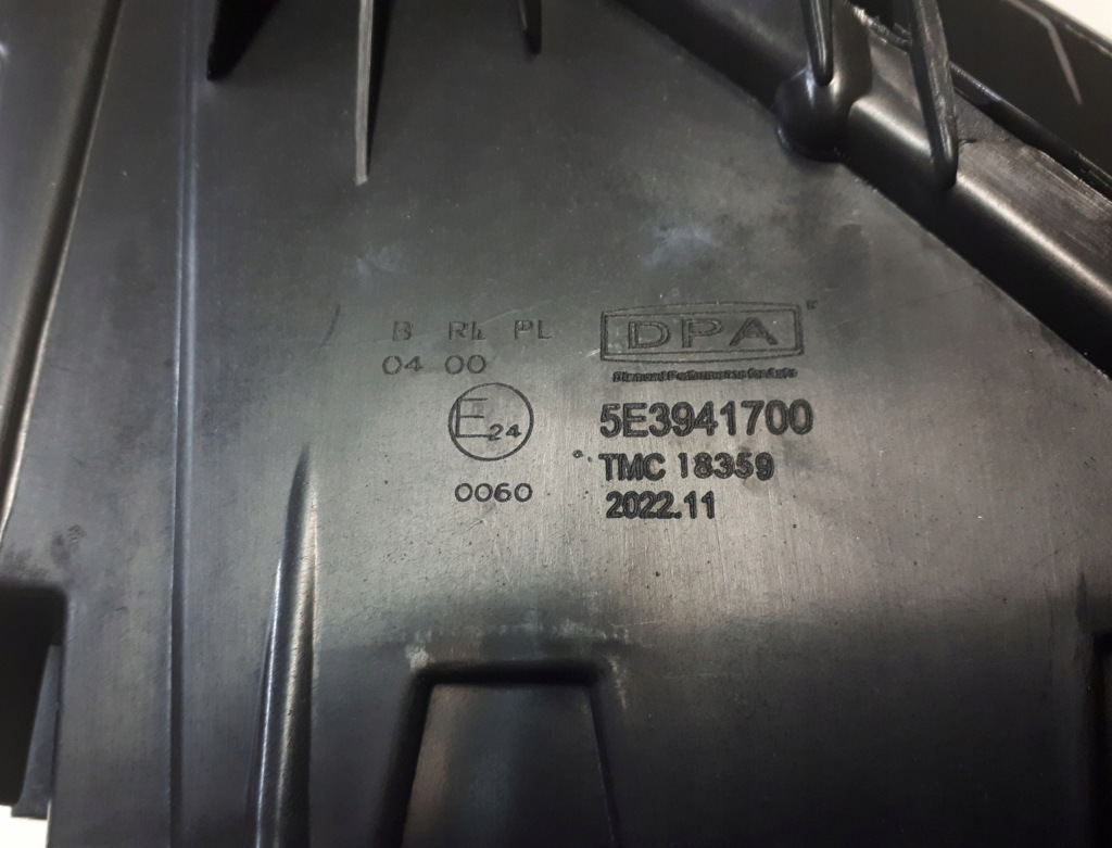 фото №8, Фара протитуманна фара led правий octavia iv 4 5e3941700