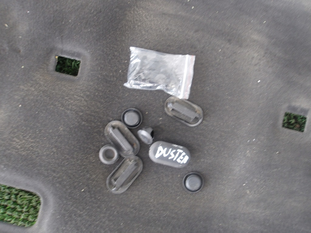 фото №4, Dacia duster i 10-18 шумоізоляція капот + кліпси оригінальний номер