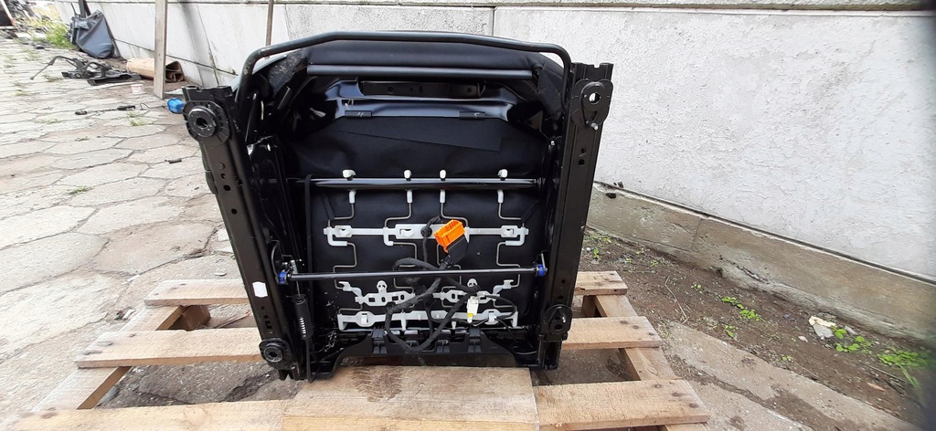 фото №6, Сиденье правый перед подушка безопасности peugeot 308 cc