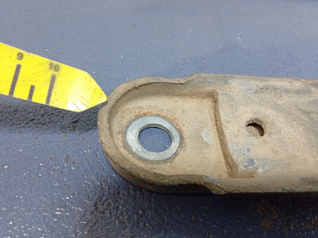 фото №4, Bmw 7 g11 g12 поперечины распорки поворотные 7333575