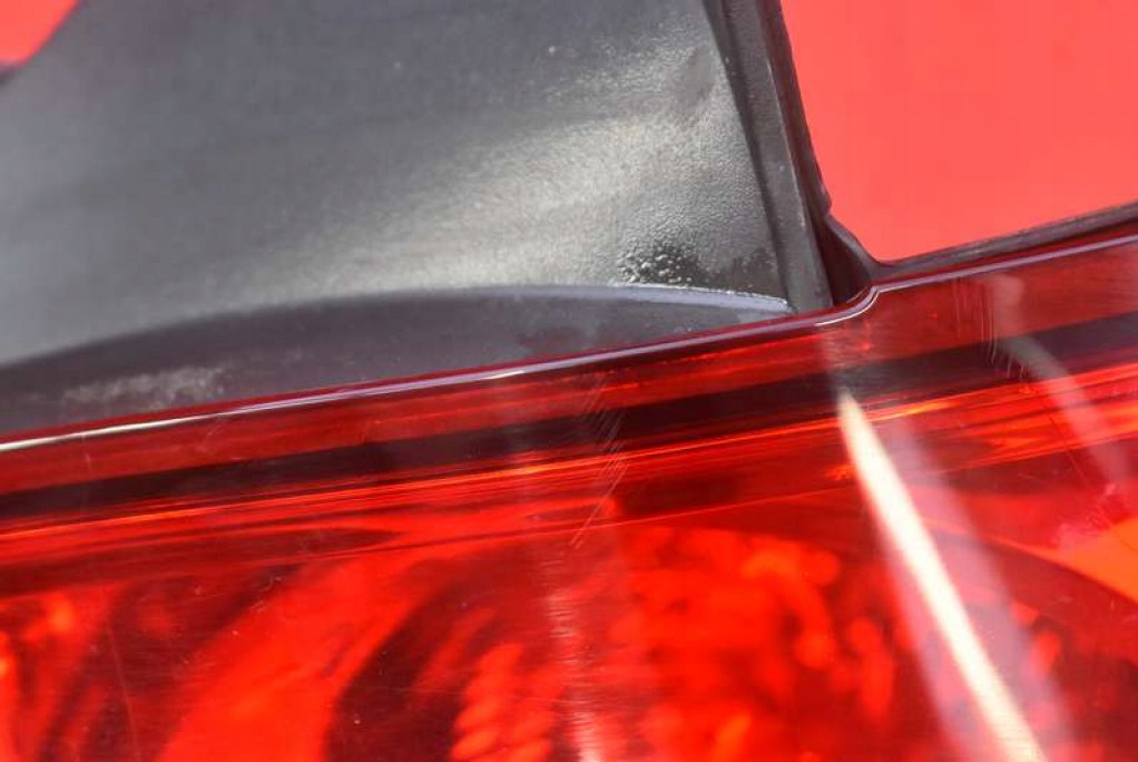 Купить Фара правая задняя задняя e1313196 chevrolet cruze 1 1 5d hb рестайлинг  12-15