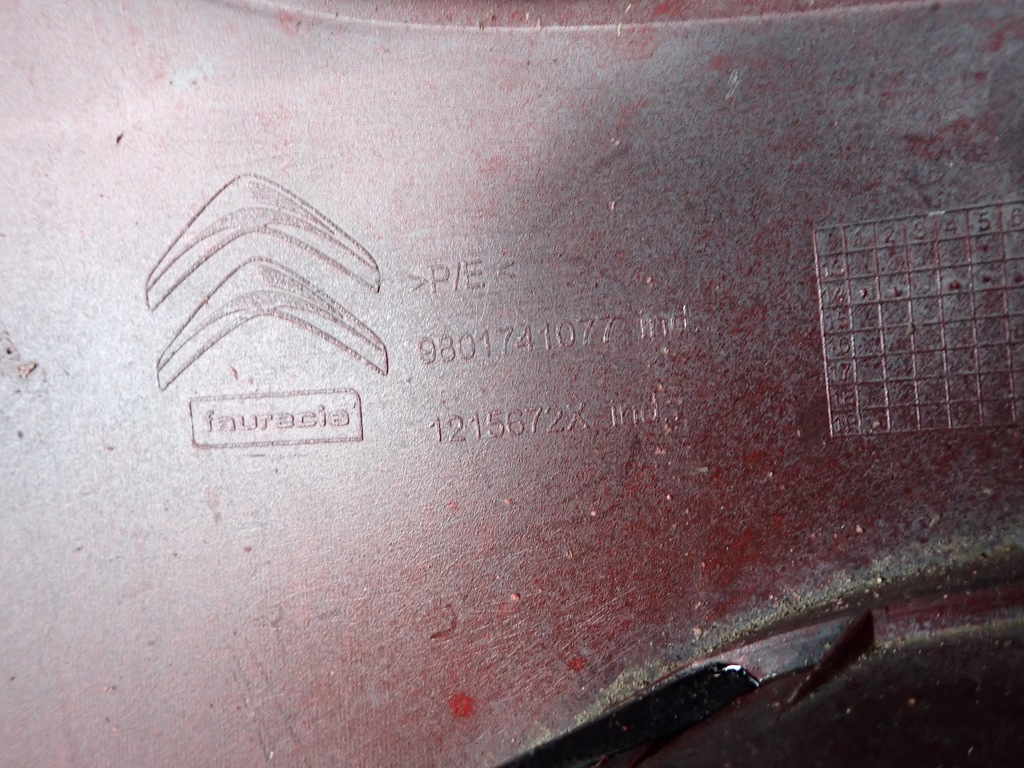 фото №9, Citroen c4 cactus 14- бампер перед передний 9801741077