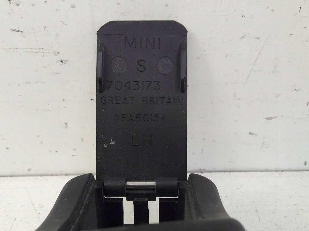 фото №3, Заглушка isofix 7043173 mini