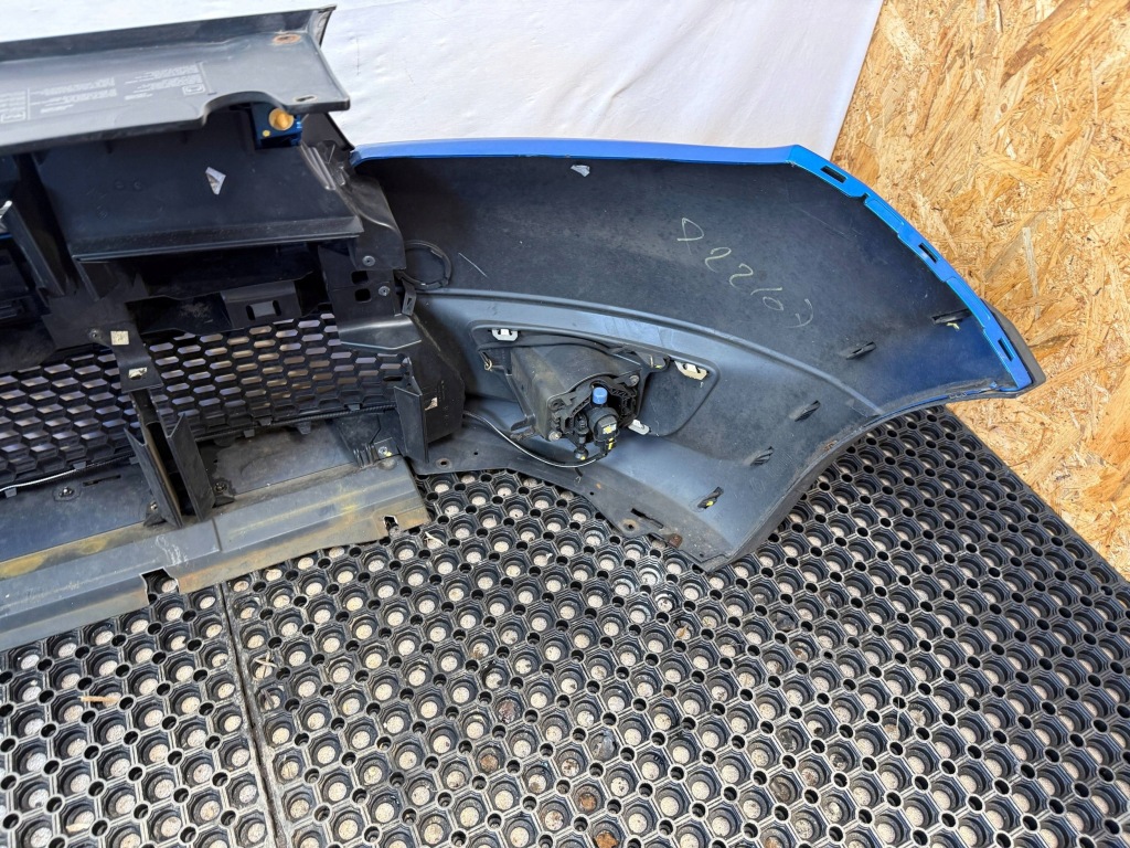 Бампер перед передний противотуманная фара решётка радиатора dacia sandero 2 stepway terpl 2012- Недорого