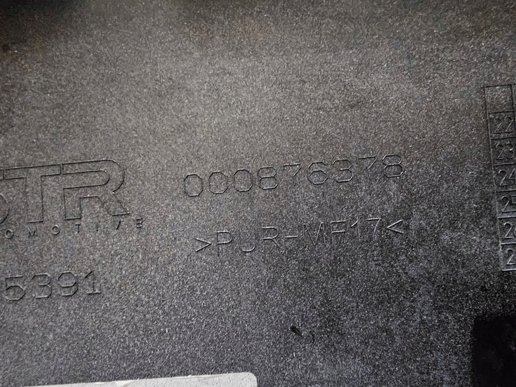 фото №13, Ferrari sf90 xx stradale молдинг поріг права