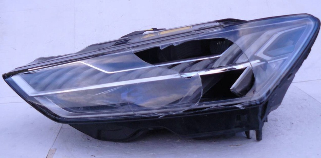 Audi a7 2 4k8 фара передня ліва laser full led Зі Шроту