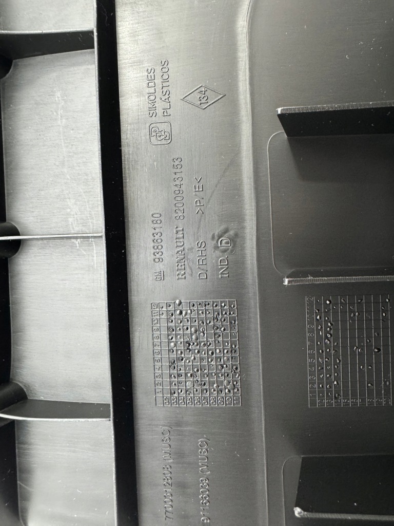 фото №3, Подножка правый молдинг порог renault trafic ii vivaro primastar оригинал nowa