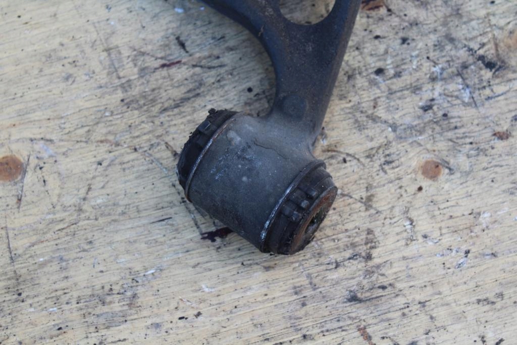 фото №10, Важіль перед передній mercedes e klasa w211 5.0 v8