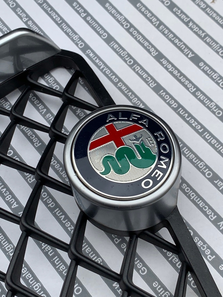 фото №4, Alfa romeo stelvio quadrifoglio qv решітка радіатора решітка радіатора