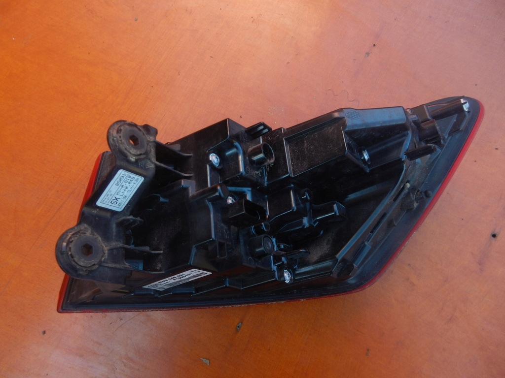 фото №10, Лампа левая задняя audi a4 b9 8w 16r kombi