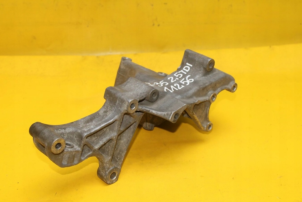 фото №1, Кронштейн генератора vw lt 35 46 28 2.5 tdi 074145169f