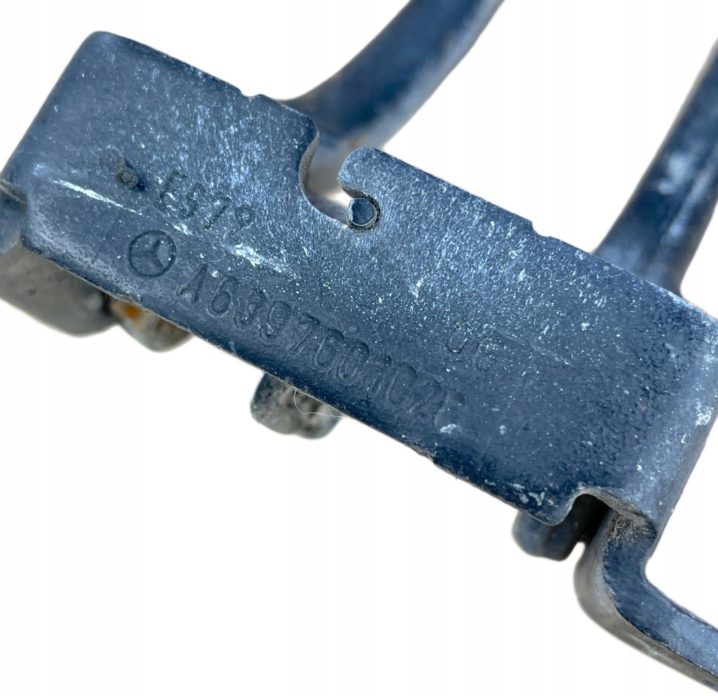 Mercedes vito iii w447 петлі задній під  стулка 270° комплект лак 9744 в Україні