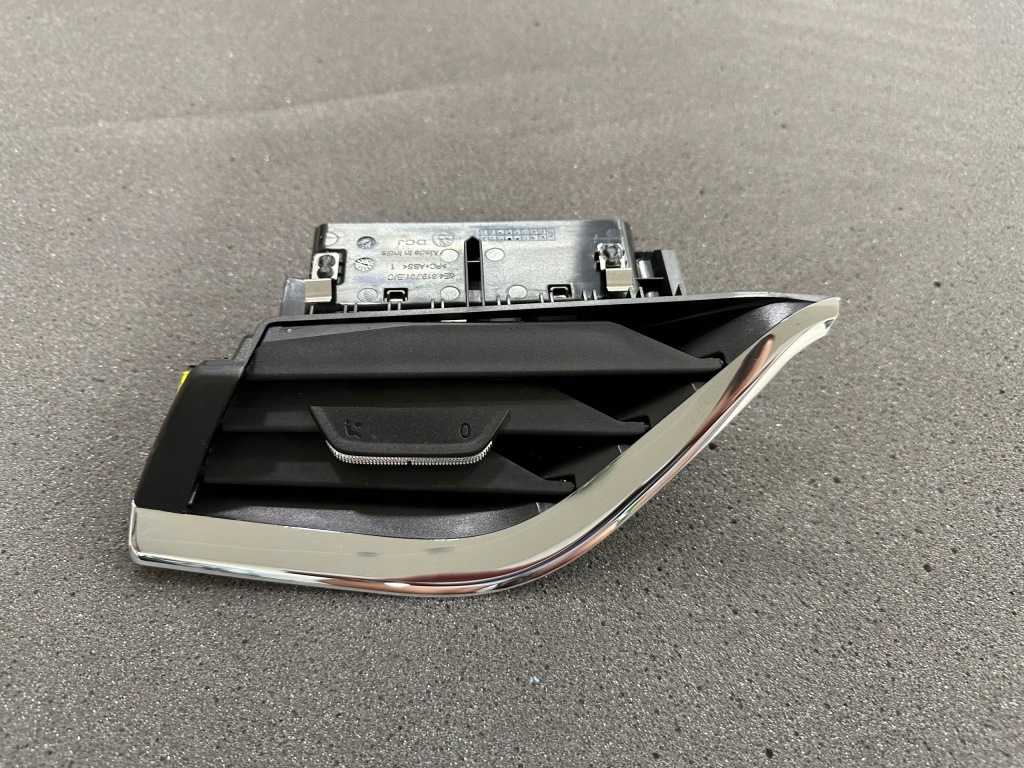 фото №1, Решітка обдув ліва octavia iv 4 5e4819701b оригінал idealna