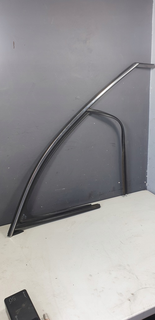 фото №1, Peugeot 2008 i молдинг дверь правая перед 9678406877