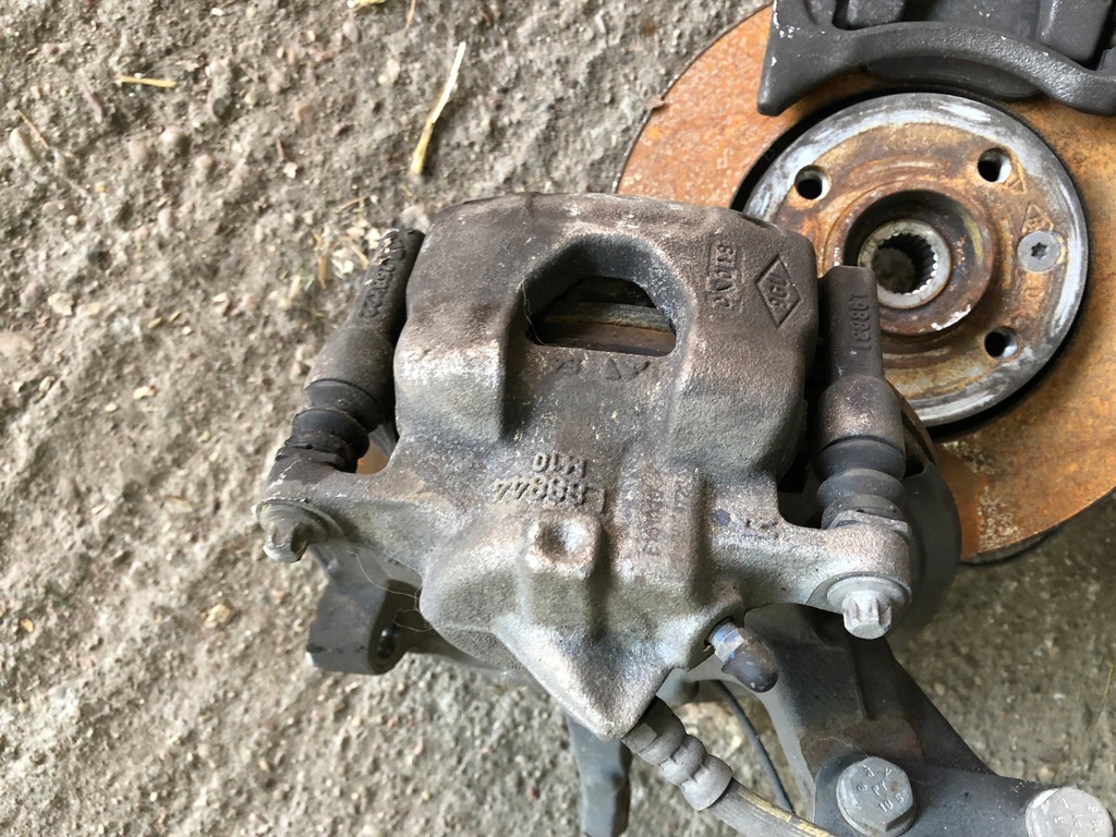 фото №7, Renault clio v бензин mcphersn правый левый перед