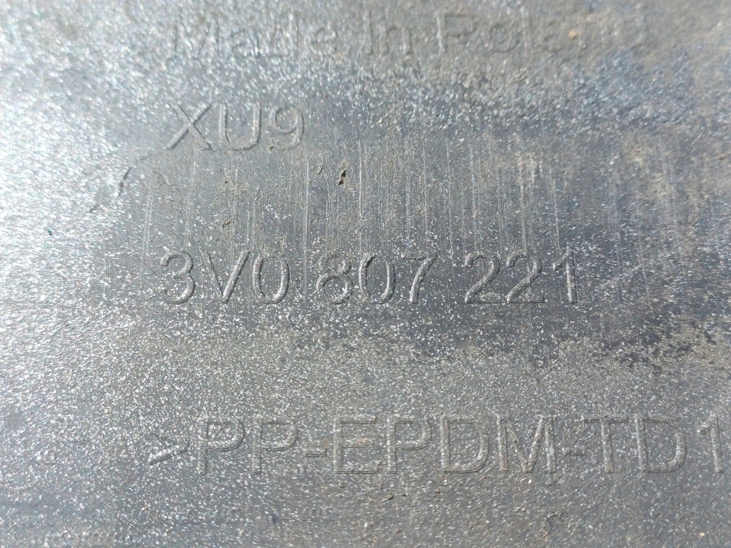 Skoda superb 3 3 15- бампер перед 3v0807221 Оригінал