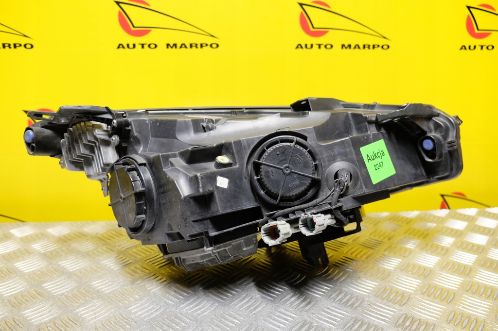 фото №12, Infiniti qx30 q30 2015- фара лампа обычная линзованная с led l usa