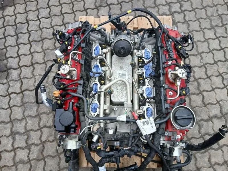 фото №7, 9300km 2020 ferrari gtc4 lusso t 3.9 v8 f151m f154bd двигатель 754014000 set-