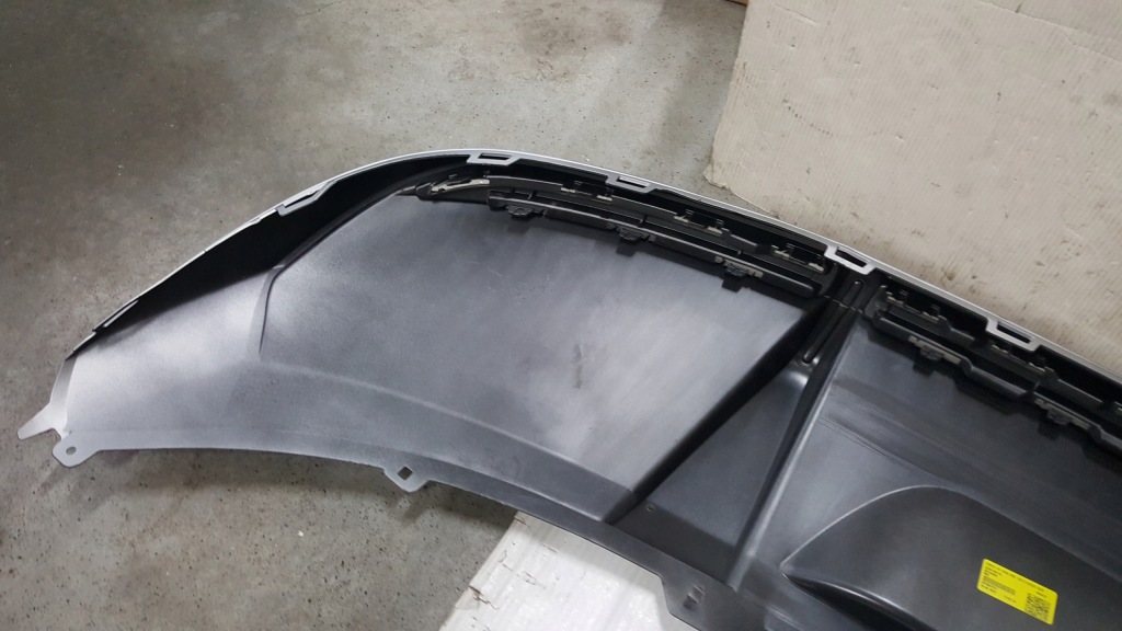 фото №10, Накладка спойлер диффузор бампера заднего audi e-tron 4ke807835c демонтаж