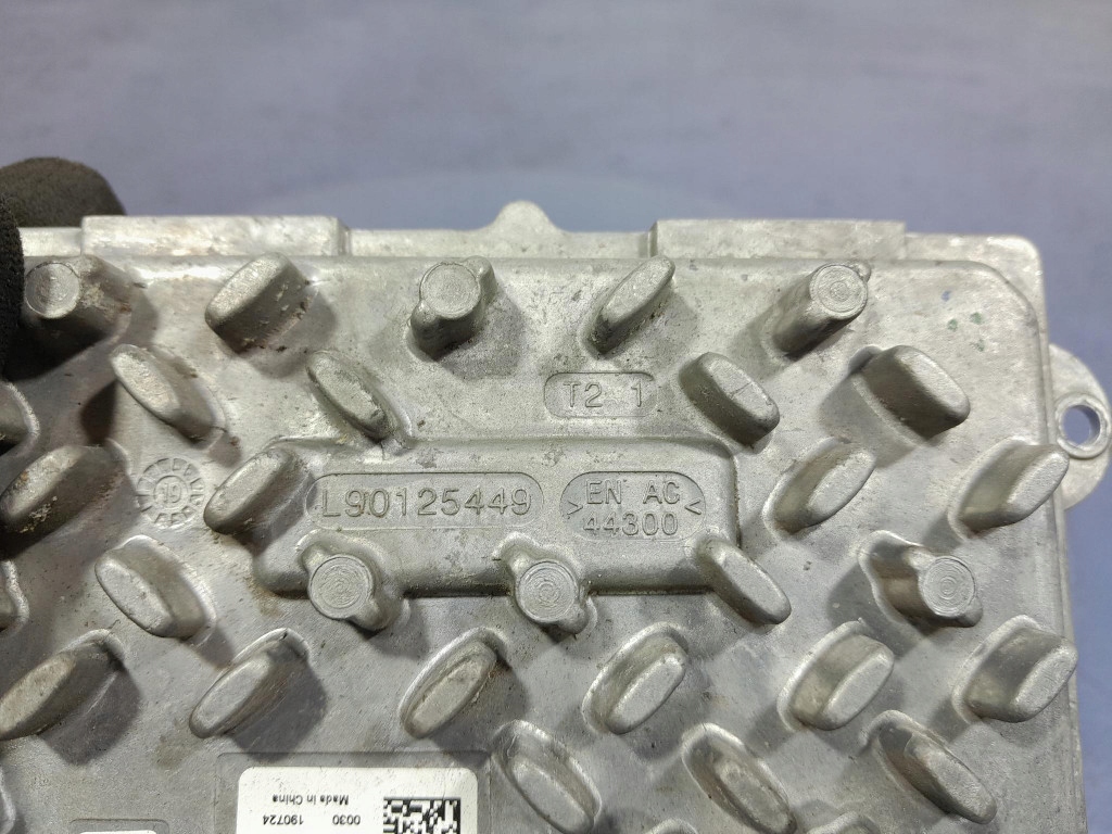 Peugeot 208 2 модуль блок запалювання led фара перед l90174996 в Україні