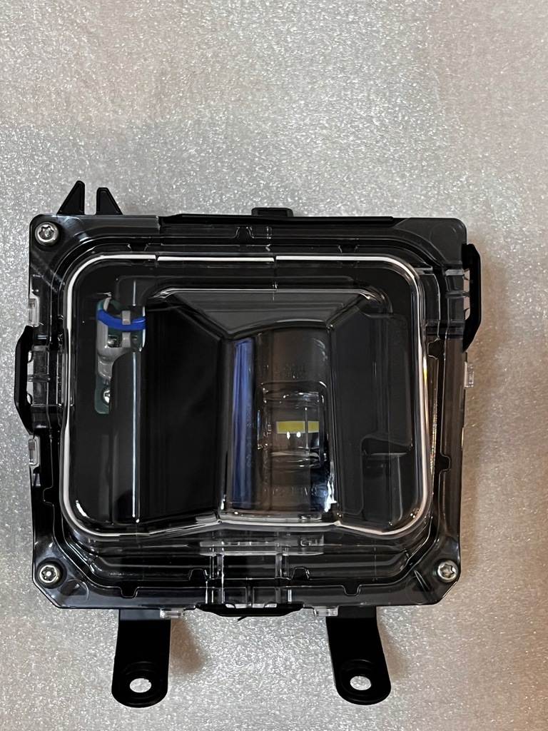 фото №7, Противотуманная фара подсветка поворота lexus nx 22- левый