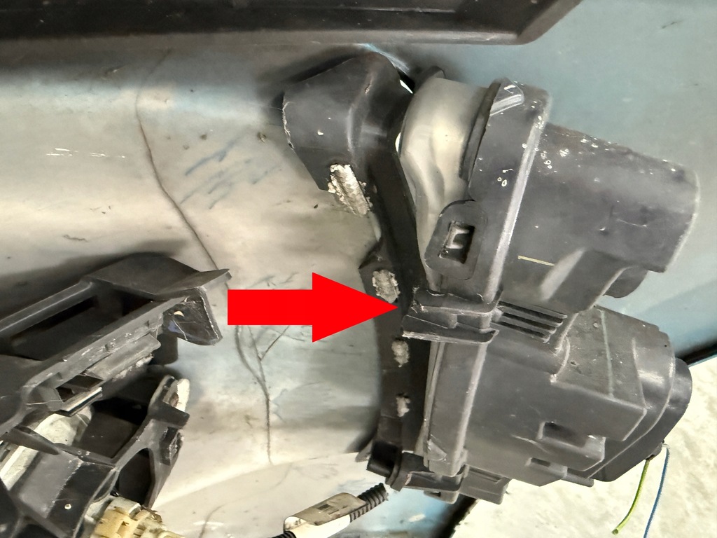 фото №10, Бампер перед передній citroen ds3 9687534777